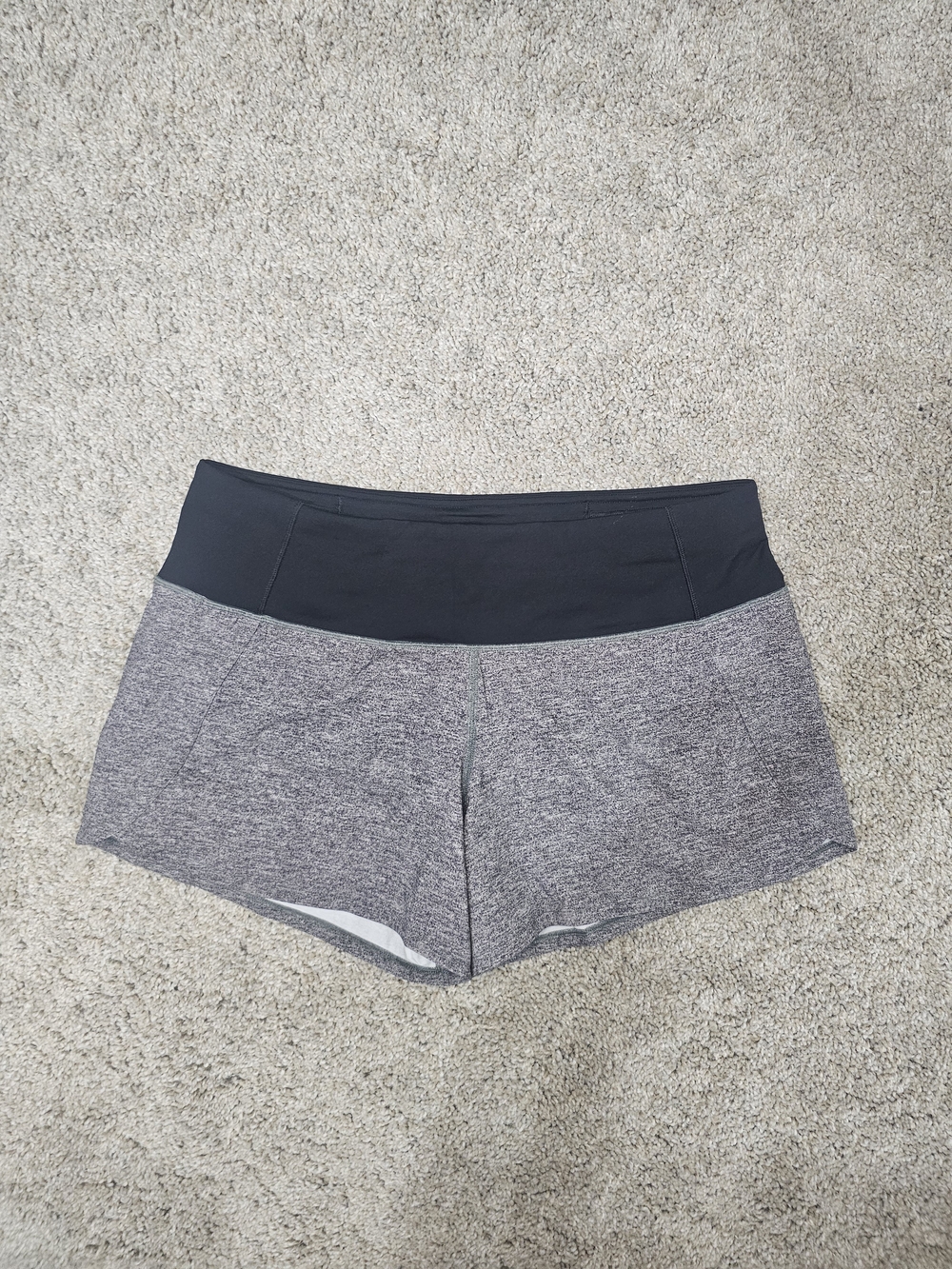 Lululemon gray heathered Athletic shorts size 6